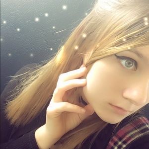 Meet your Posher, Gabbie